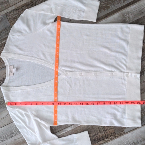 LOFT V Neck Lightweight Knit Cardigan Sweater Cream size Medium - Picture 7 of 11